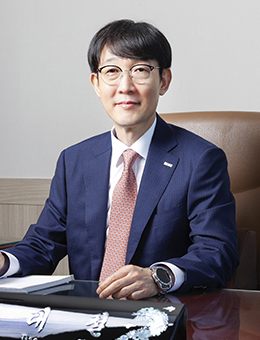 Kim, Dae-Chul excutive Directors